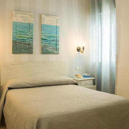 Hostal Patio Andaluz Пунта-Умбрия Экстерьер фото
