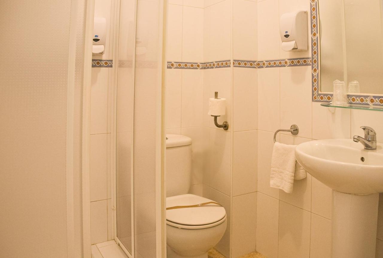 Hostal Patio Andaluz Пунта-Умбрия Экстерьер фото