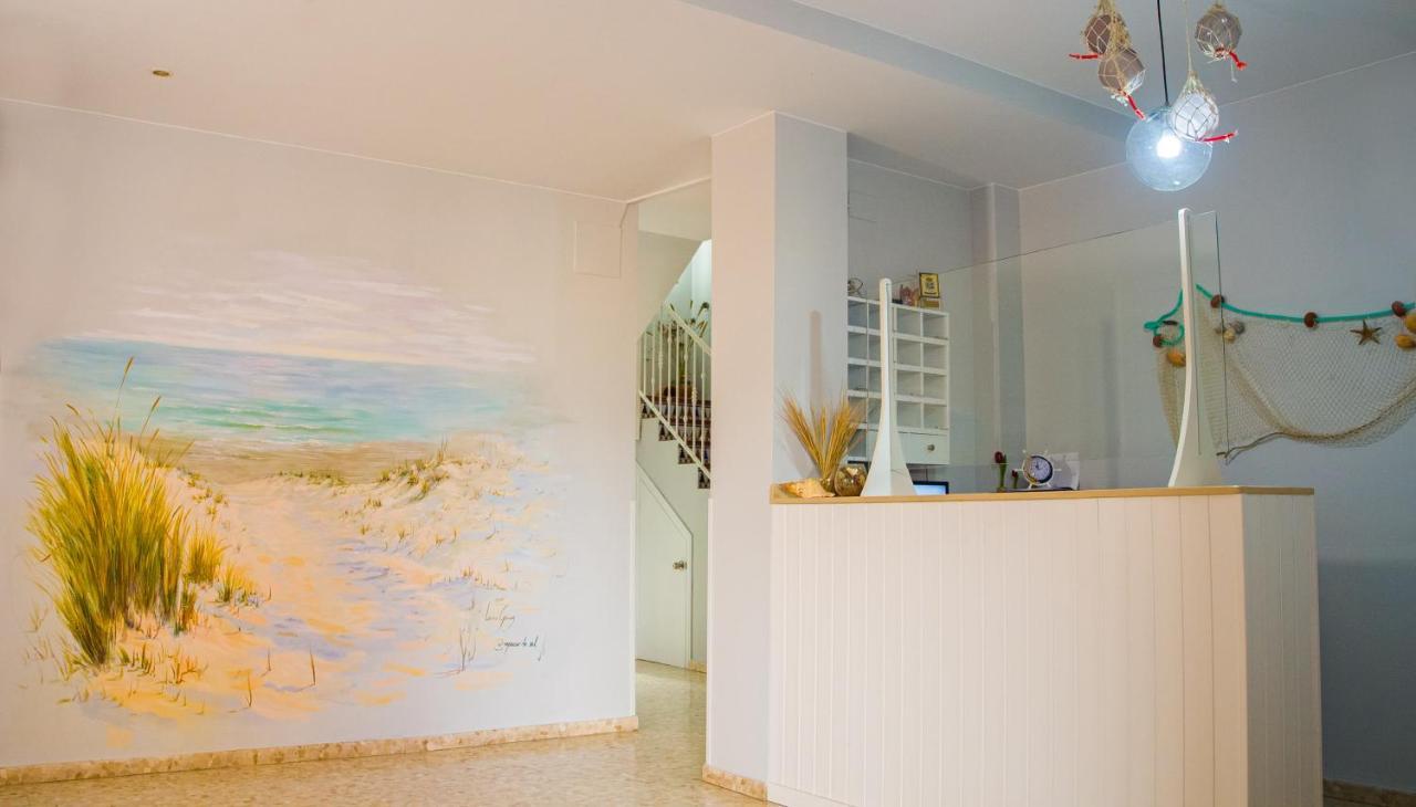 Hostal Patio Andaluz Пунта-Умбрия Экстерьер фото